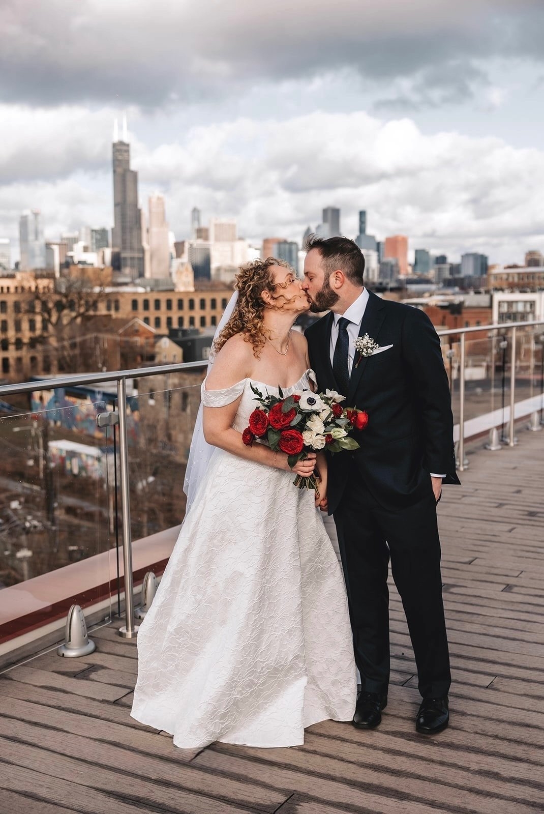 carousel-hero-element image-0