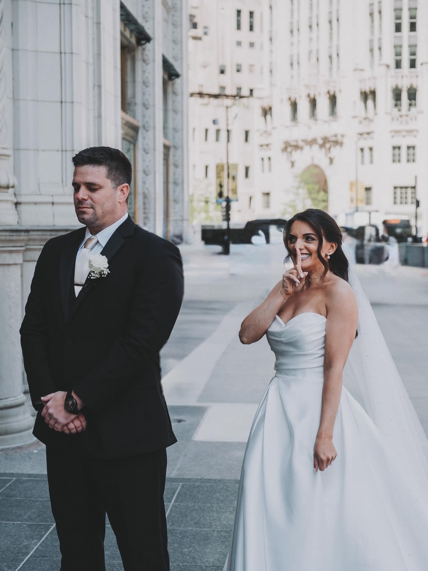 The Wrigley Building: An Unforgettable Backdrop for Your First Look