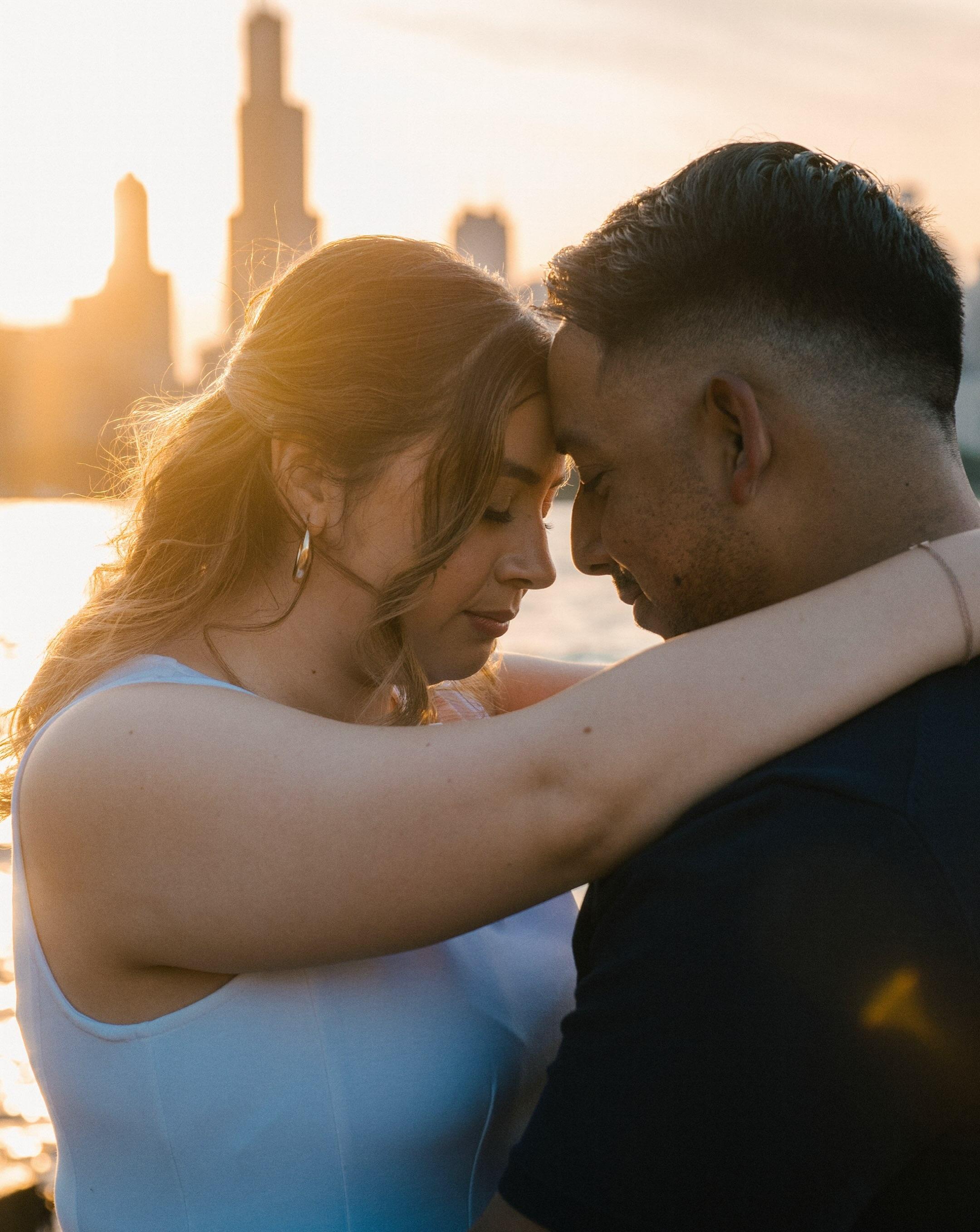 A Magical Sunset Engagement Session at Adler Planetarium: Experience the Chicago Skyline & Lakefront Romance