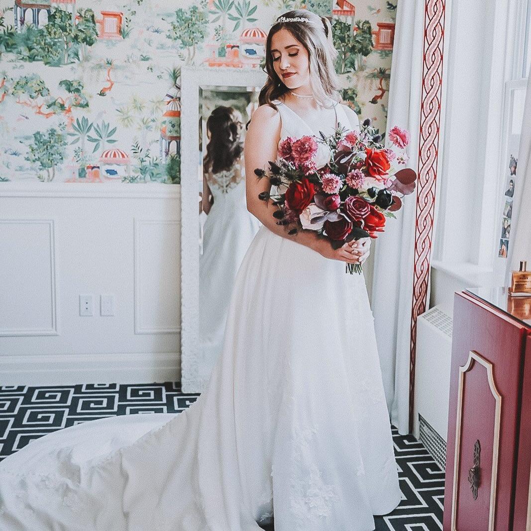 The Madison Club: A Timeless Venue for Editorial-style Wedding Photography