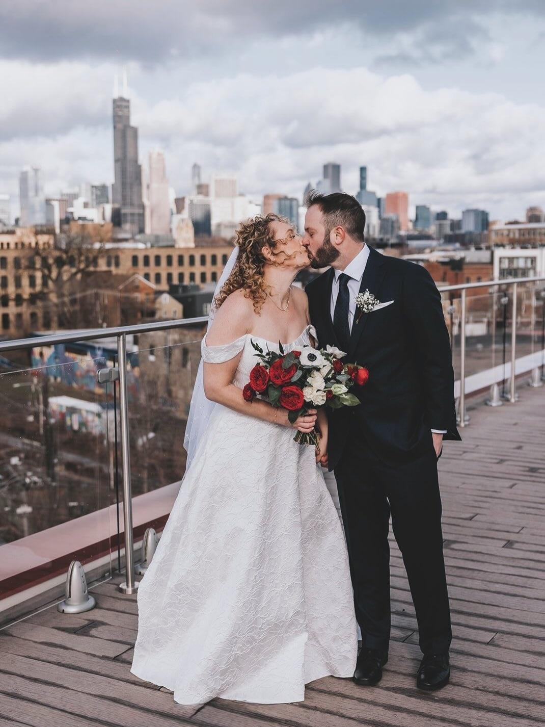 Elevating Love: A Stunning Chicago Wedding Day Tale
