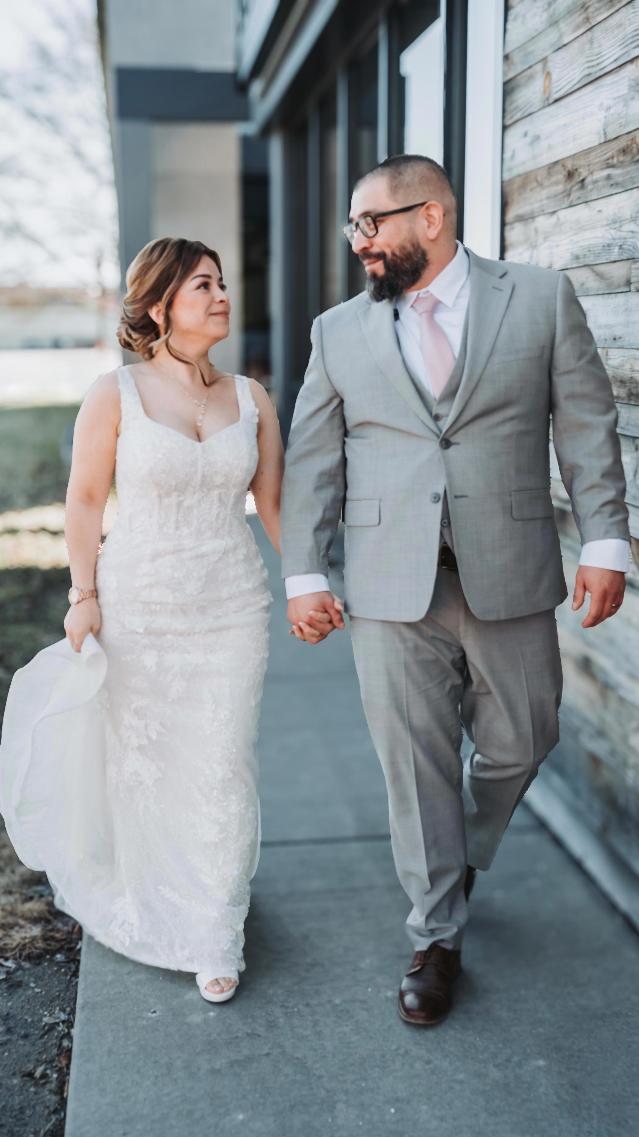 The Charm of Micro Weddings at Cooper’s Hawk Barrel Room