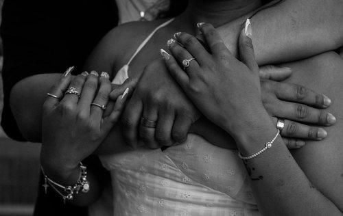 mobile - carousel-hero-element image-0